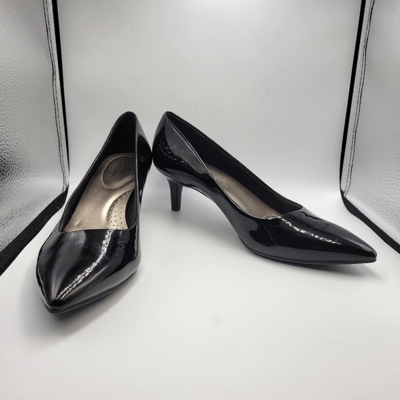 Dexflex Comfort Black Patent Leather Pumps Heels Sz 9 - Picture 1 of 11